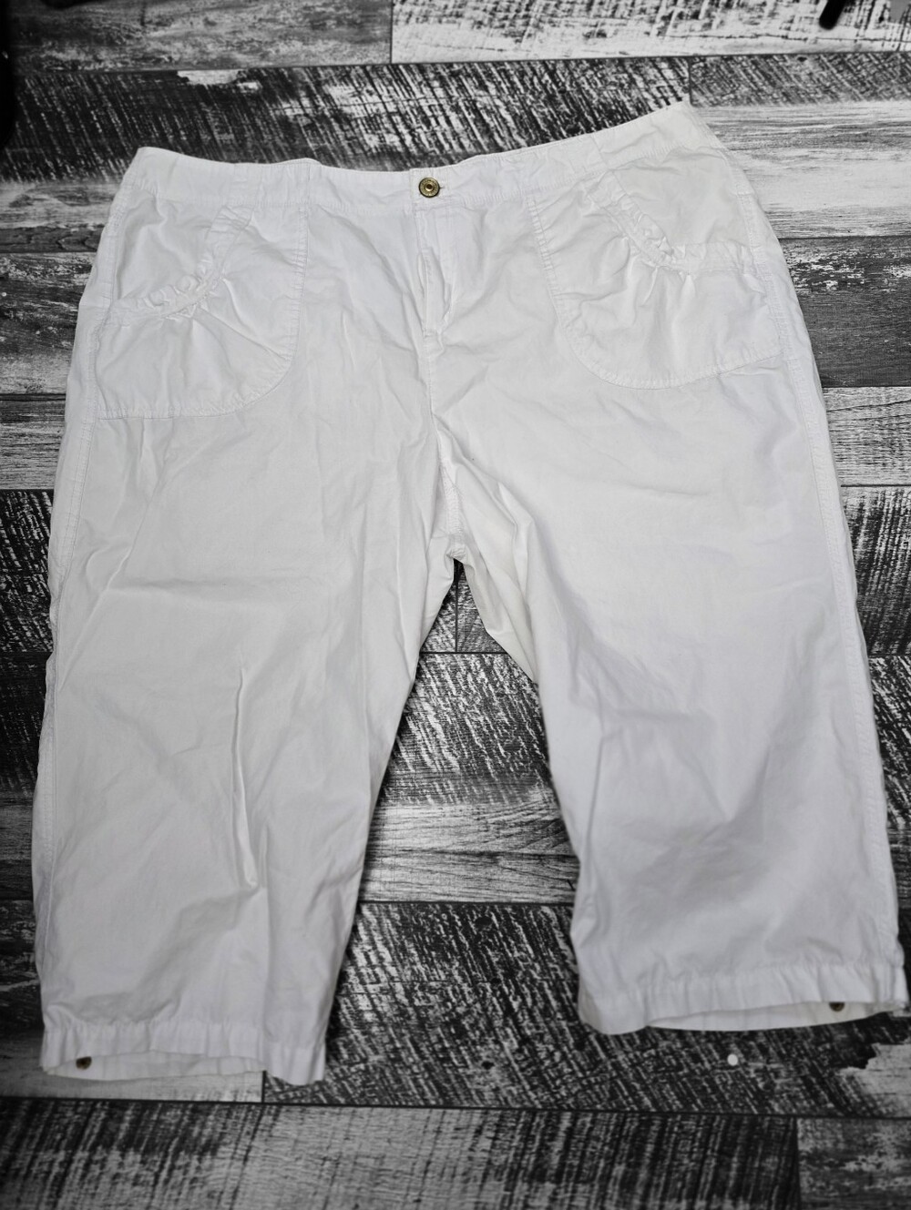 Izod Women White Cropped Casual Pants, Size 20W